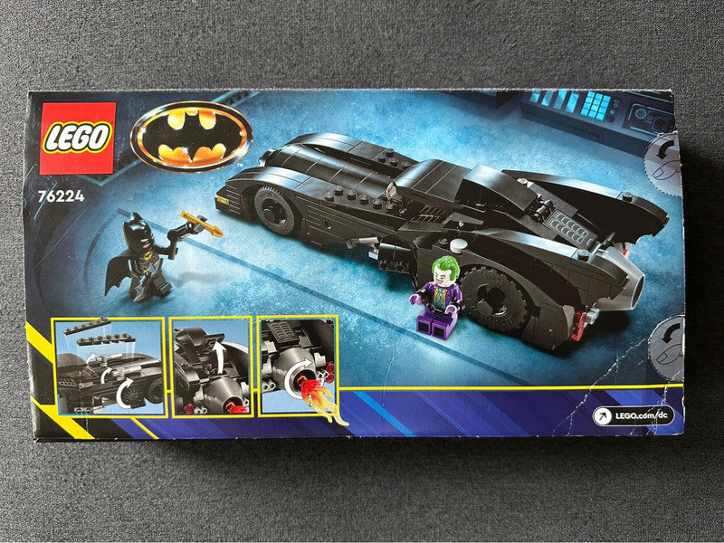 LEGO DC 76224 Batmobile: Batman vs. The Joker Chase